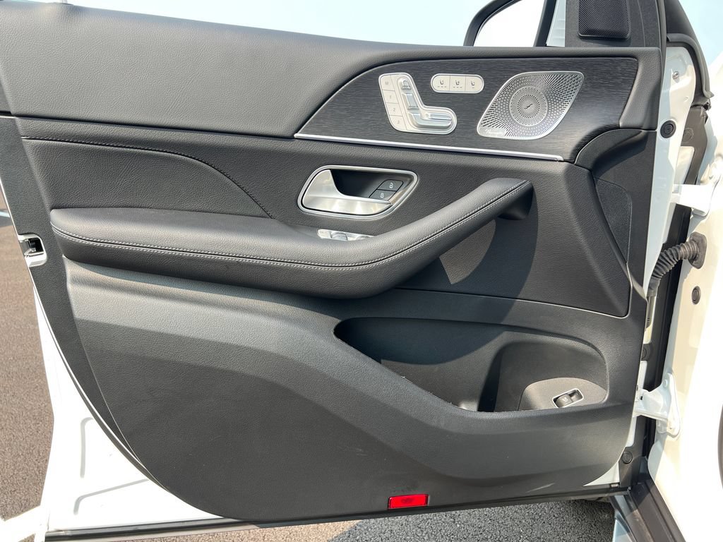 New 2026 Mercedes-Benz GLS 450 4MATIC image 10
