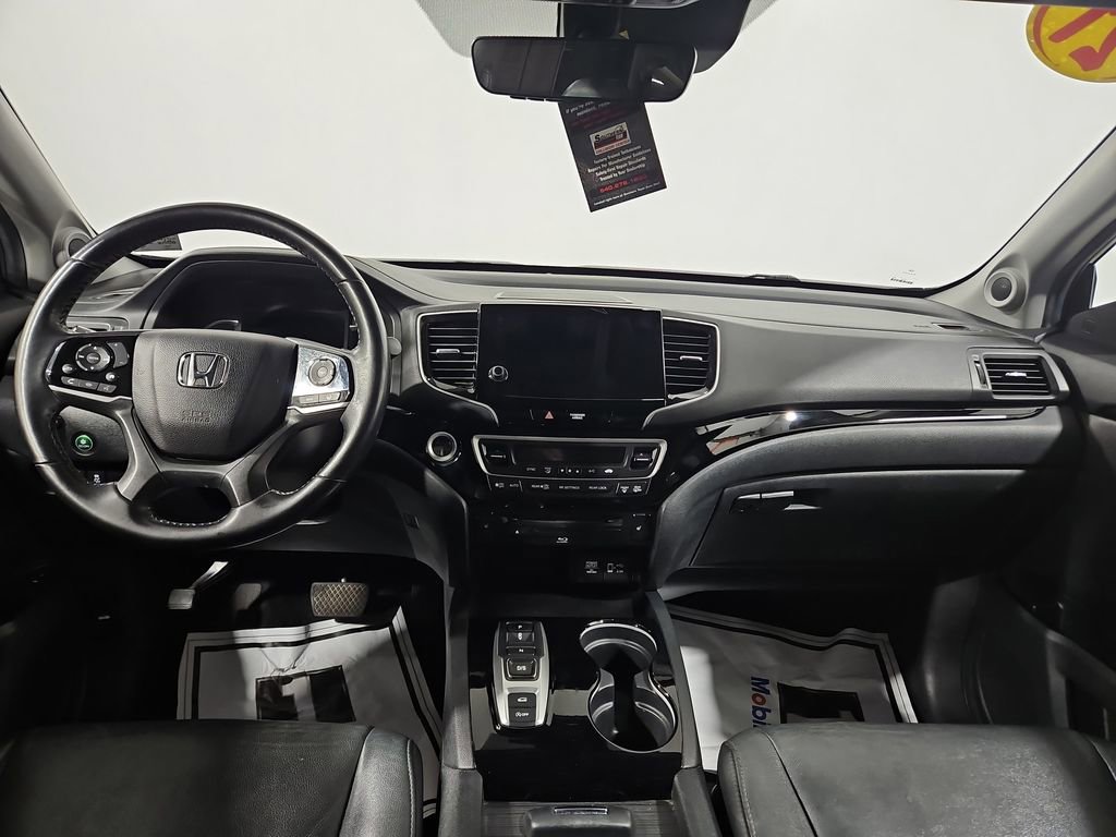 Used 2021 Honda Pilot Touring image 12