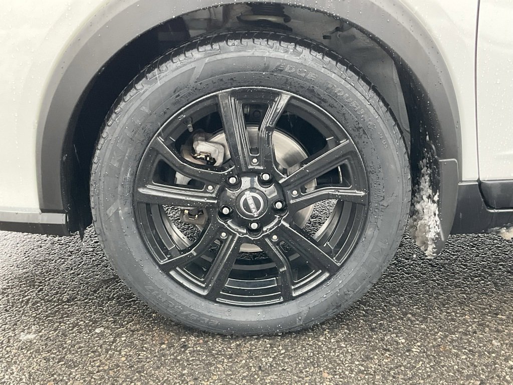 Used 2023 Nissan Kicks SR w/ SR Premium Package image 21