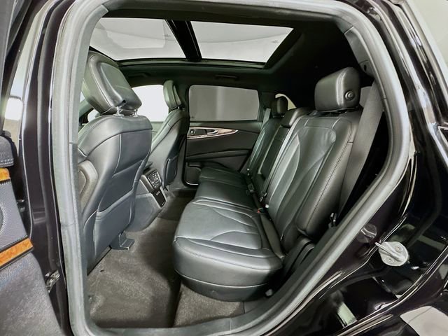 Used 2020 Lincoln Nautilus Reserve image 26