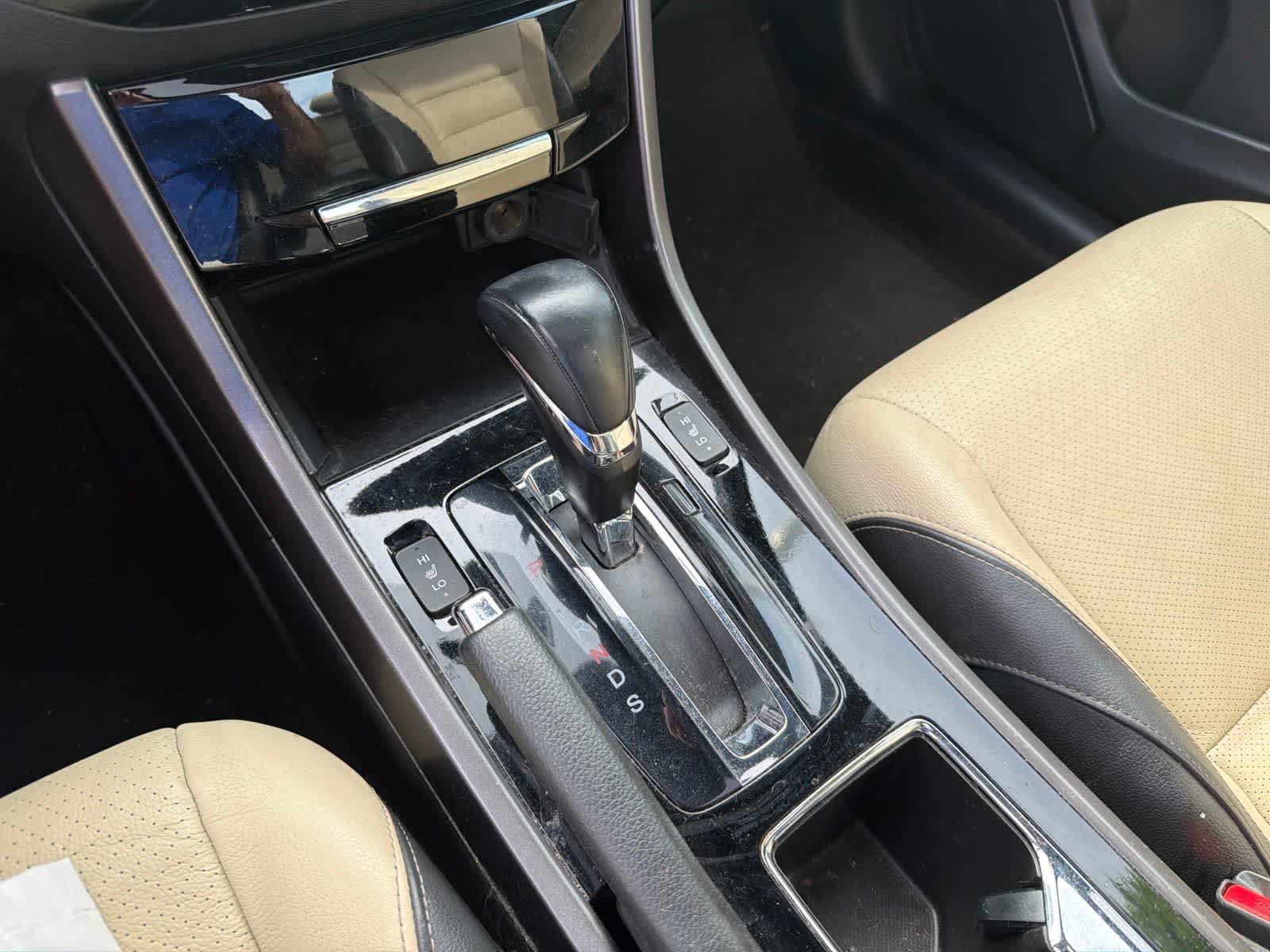 Used 2016 Honda Accord EX-L image 23
