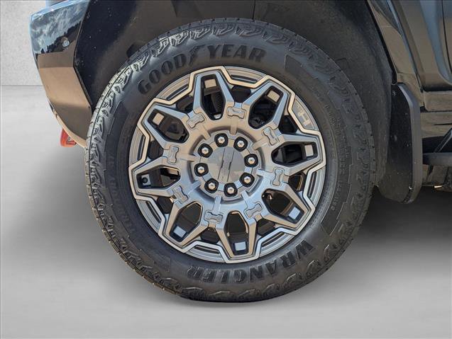 Used 2024 GMC Hummer EV 3X w/ LPO, Illumination Package image 21