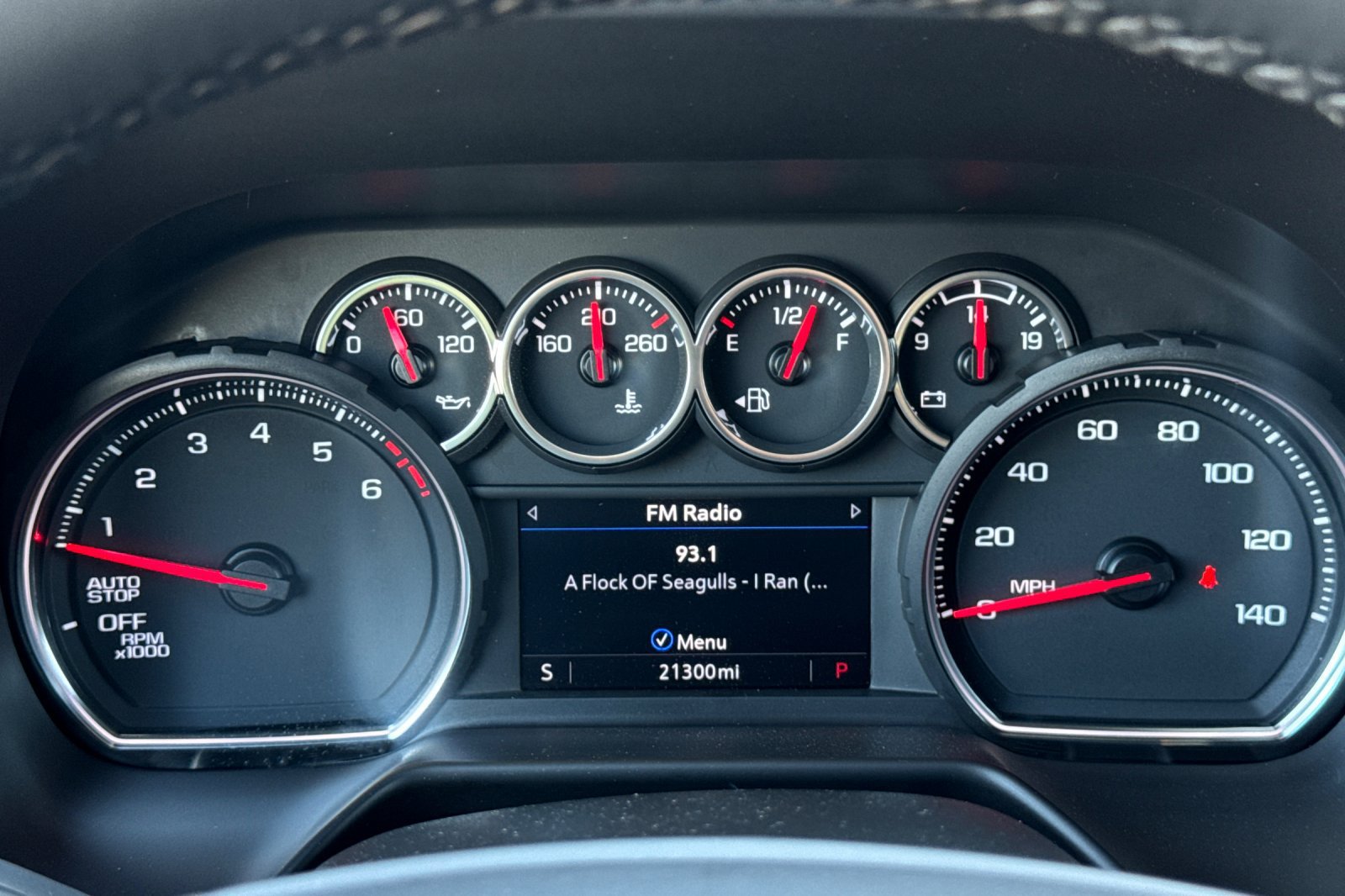 Used 2024 Chevrolet Tahoe LS RWD image 25
