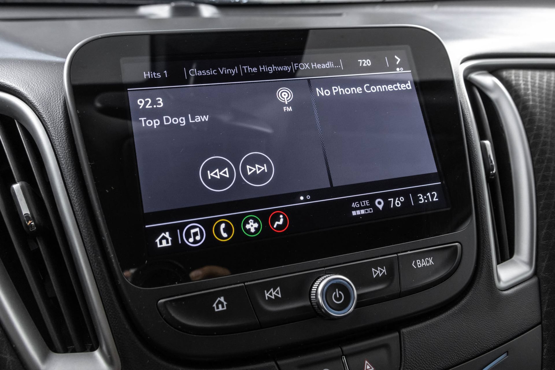 Used 2025 Chevrolet Malibu LT FWD image 28
