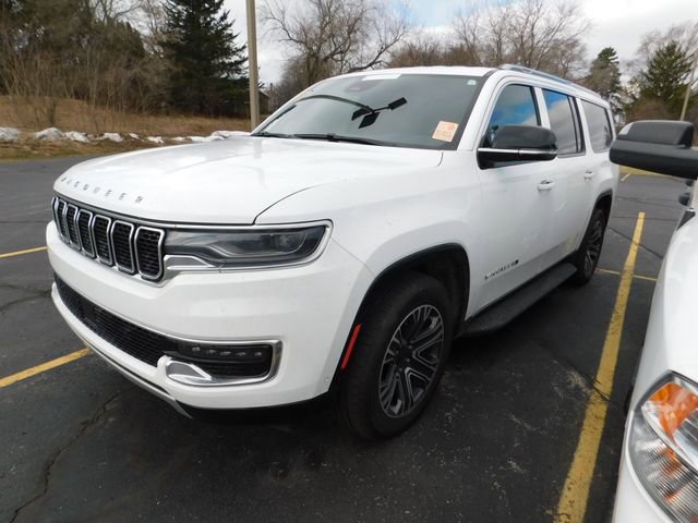 Used 2024 Jeep Wagoneer L Series II w/ Flexible Seating Group image 3