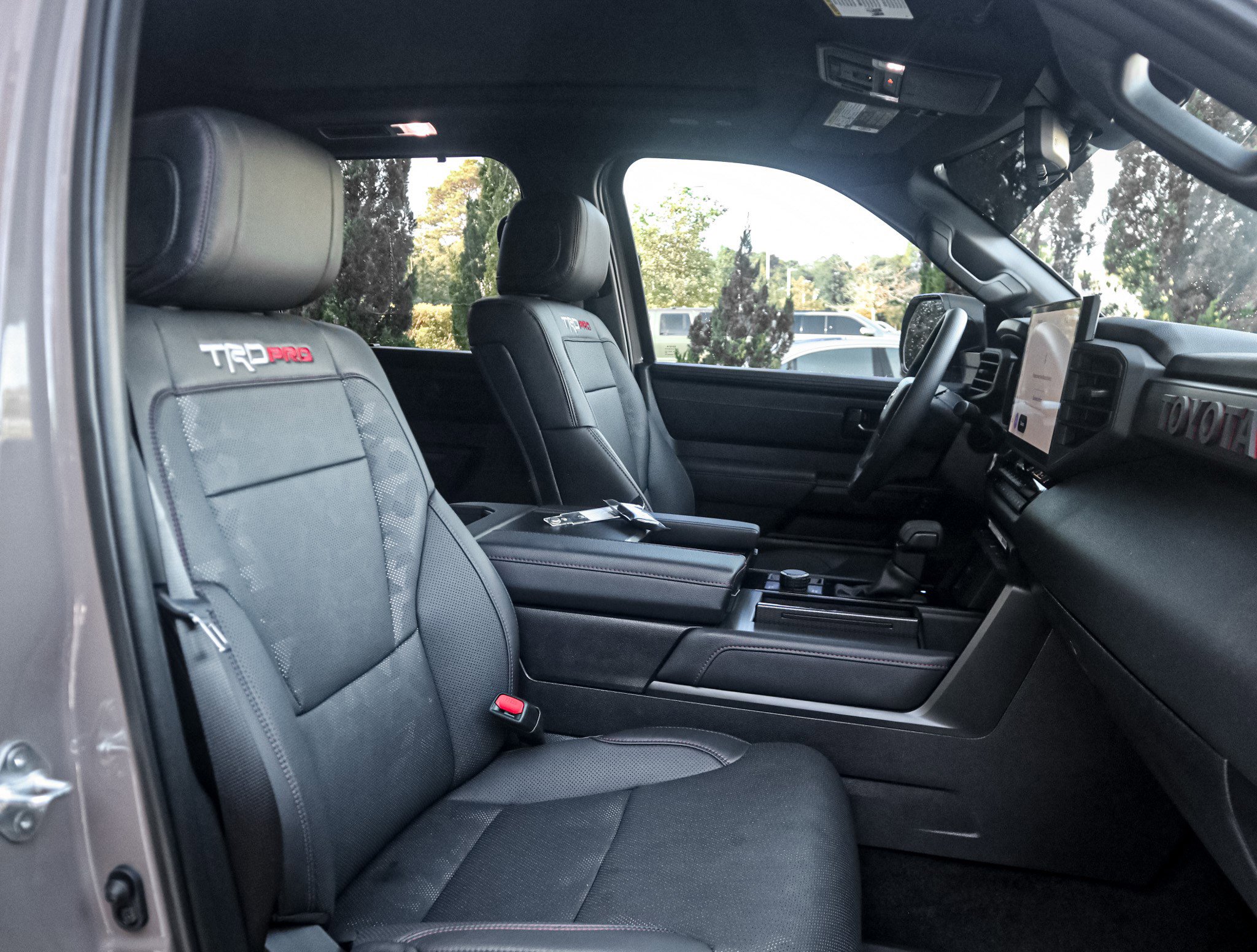 Used 2025 Toyota Sequoia TRD Pro image 31