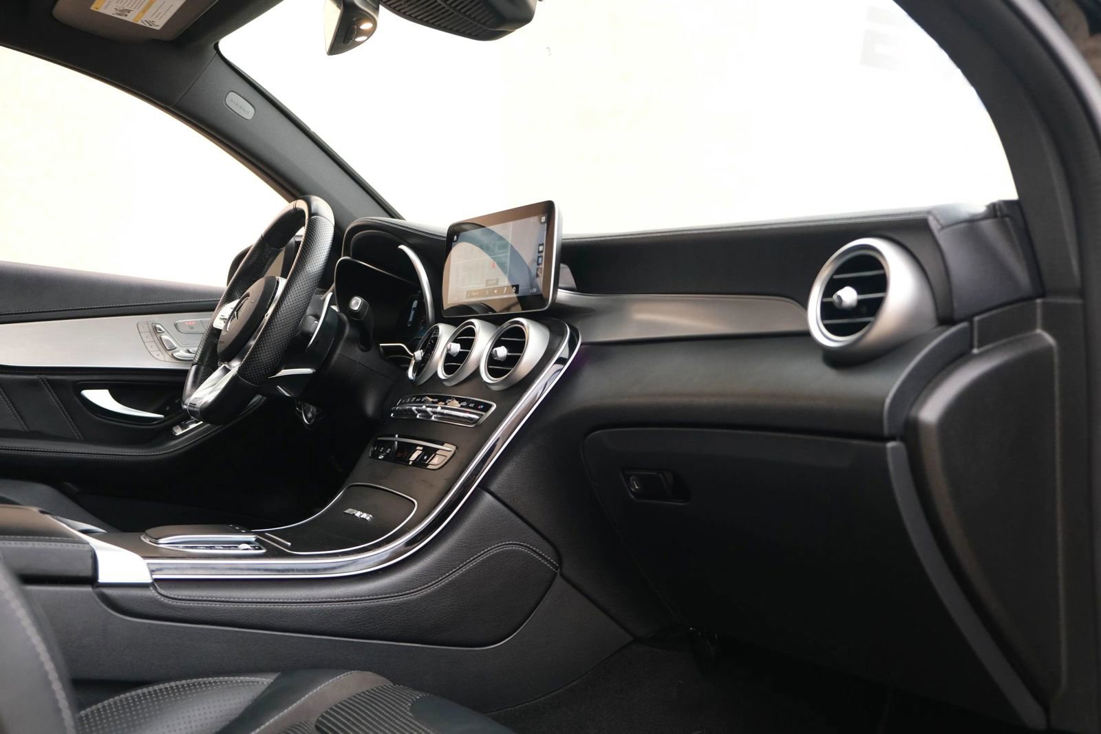 Used 2020 Mercedes-Benz GLC 63 AMG GLC 63 4MATIC Sport Utility 4D image 33