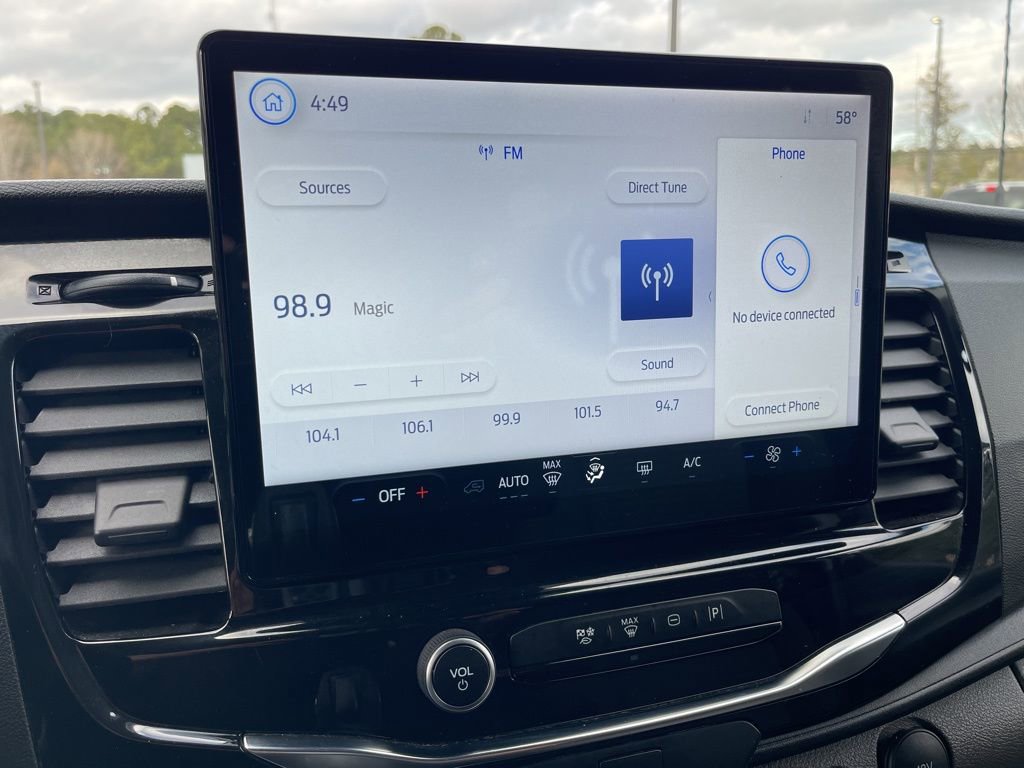 Used 2023 Ford Transit 350 XLT image 10