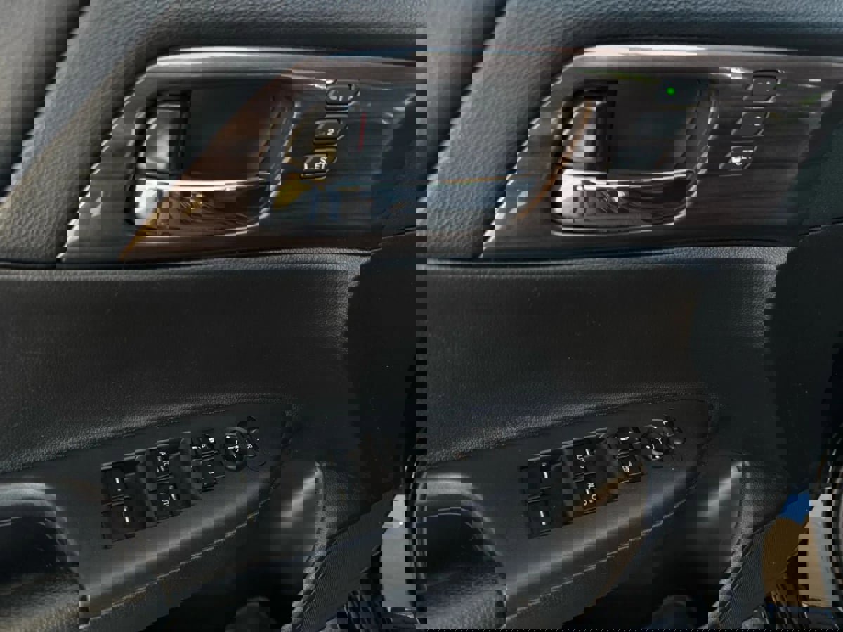 Used 2016 Honda Accord Touring image 36