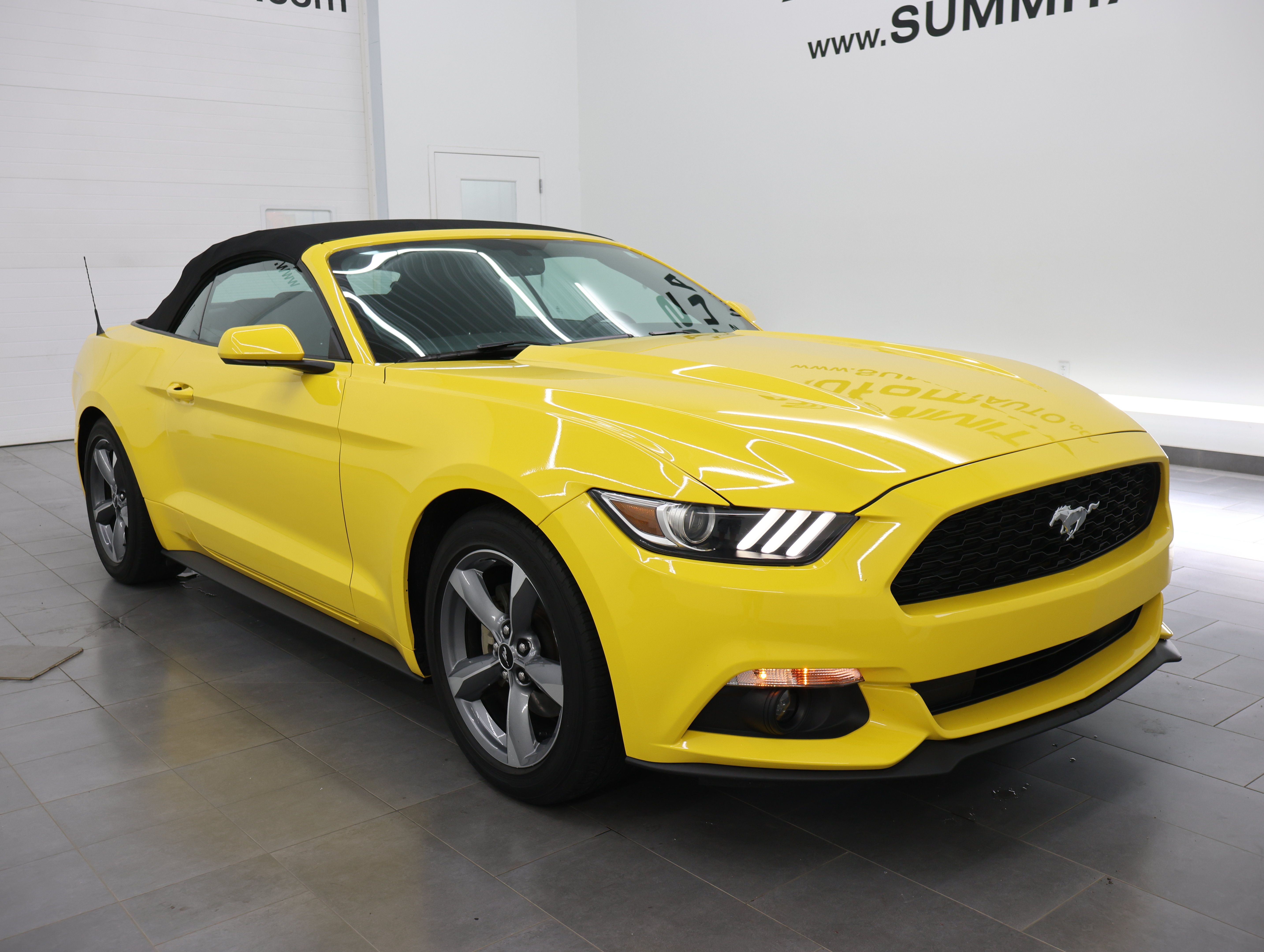 Used 2016 Ford Mustang Convertible w/ Equipment Group 051A RWD image 2
