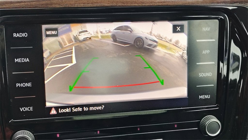 Used 2020 Volkswagen Passat 2.0T SEL image 21