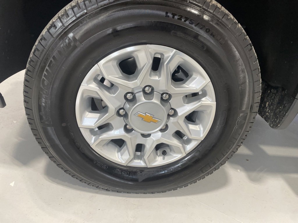 Used 2025 Chevrolet Silverado 2500 LTZ w/ LTZ Plus Package image 16