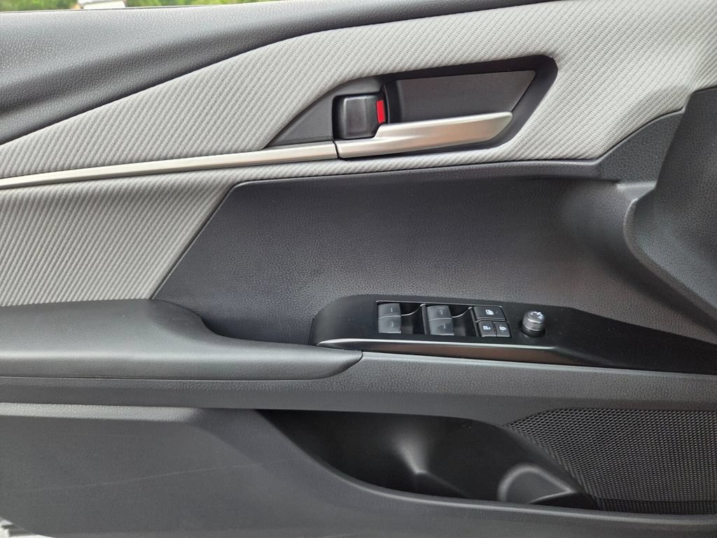 New 2026 Toyota Camry SE FWD image 27