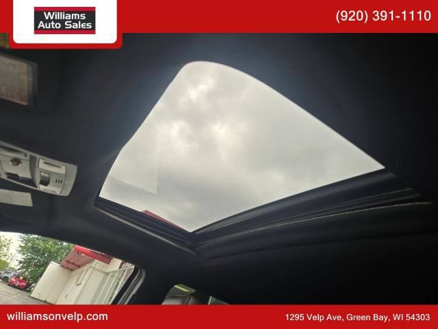 Used 2017 Toyota Tacoma Limited w/ Tow Package AWD/4WD image 2