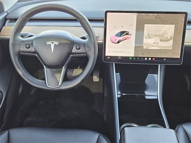Used 2020 Tesla Model 3 Standard Range Plus image 24