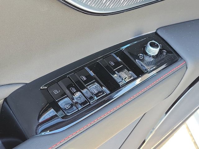 New 2026 Maserati Grecale Modena image 22