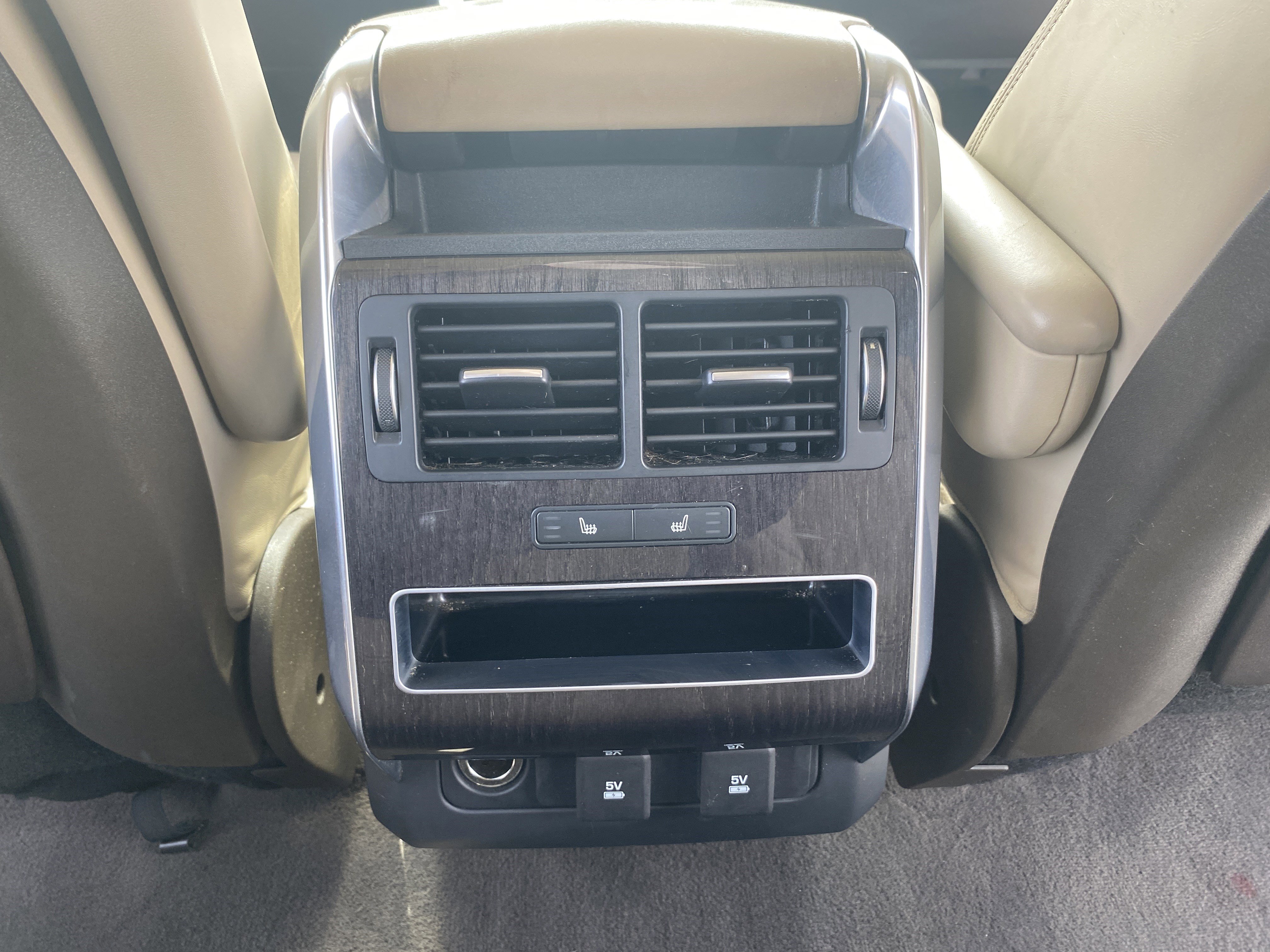 Used 2018 Land Rover Range Rover Sport HSE image 16