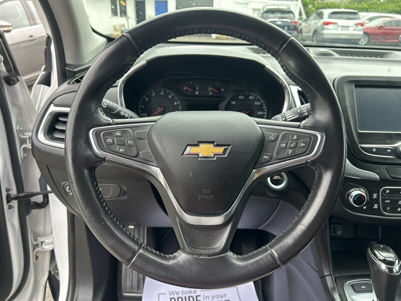 Used 2018 Chevrolet Equinox LT AWD/4WD image 13