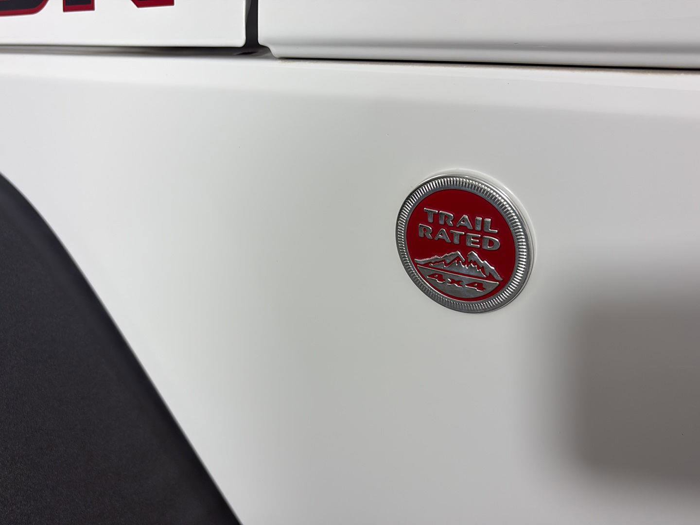 Used 2017 Jeep Wrangler Unlimited Rubicon AWD/4WD image 9