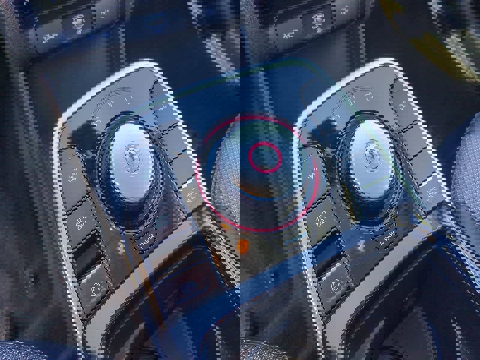 Certified 2022 Kia Niro EX image 32