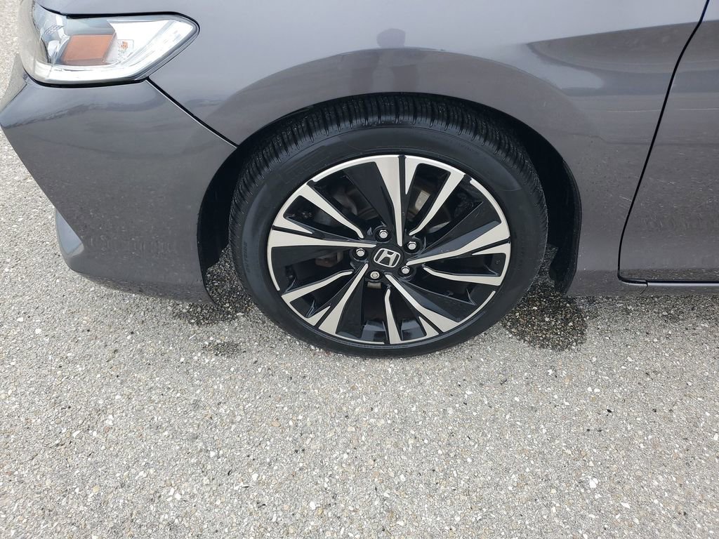 Used 2017 Honda Accord EX-L image 18