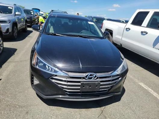 Used 2020 Hyundai Elantra SEL FWD image 2