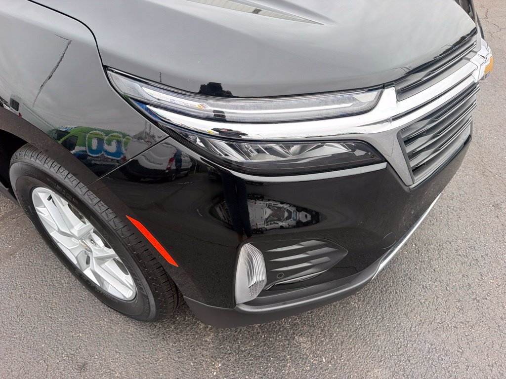 Used 2023 Chevrolet Equinox LT w/ Driver Convenience Package FWD image 12