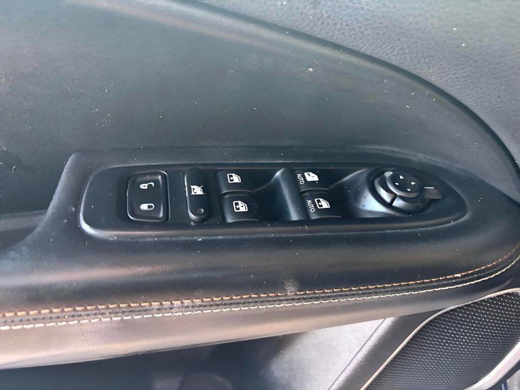 Used 2018 Jeep Compass Sport w/ Tech Group image 11