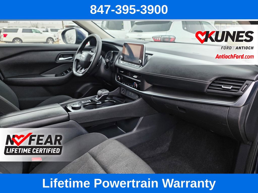 Used 2025 Nissan Rogue SV image 33