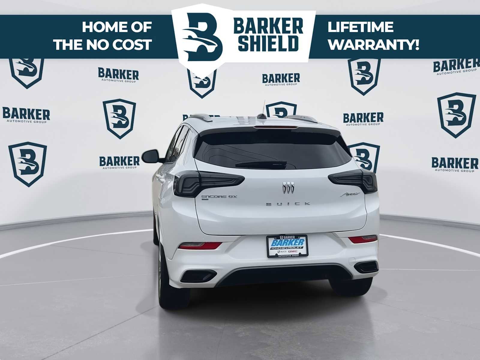 Used 2024 Buick Encore GX Avenir w/ Avenir Technology Package AWD/4WD image 8