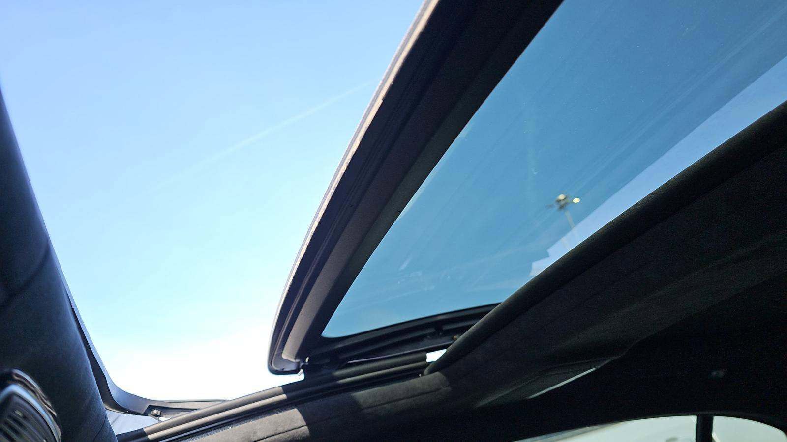 Used 2022 BMW 750i xDrive w/ Executive Package image 10