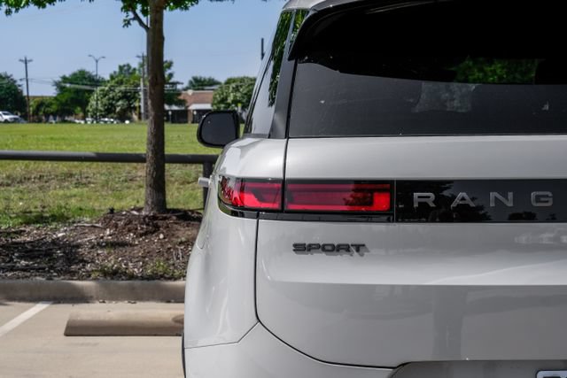New 2026 Land Rover Range Rover Sport Dynamic SE AWD/4WD image 59