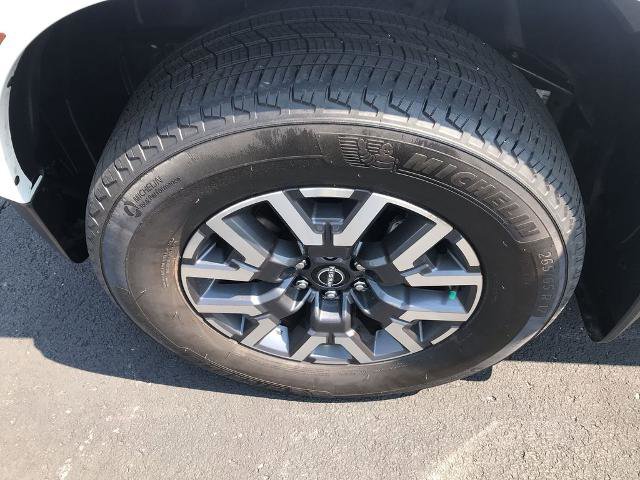 Certified 2022 Nissan Frontier SV w/ Technology Package AWD/4WD image 10