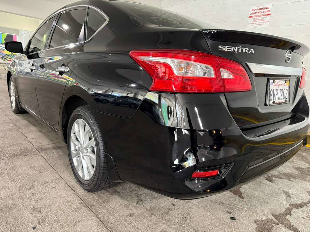 Used 2018 Nissan Sentra S w/ Appearance Package image 3