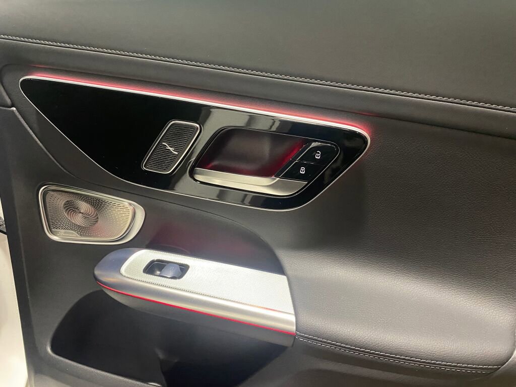 Certified 2025 Mercedes-Benz GLC 43 AMG 4MATIC Coupe image 23