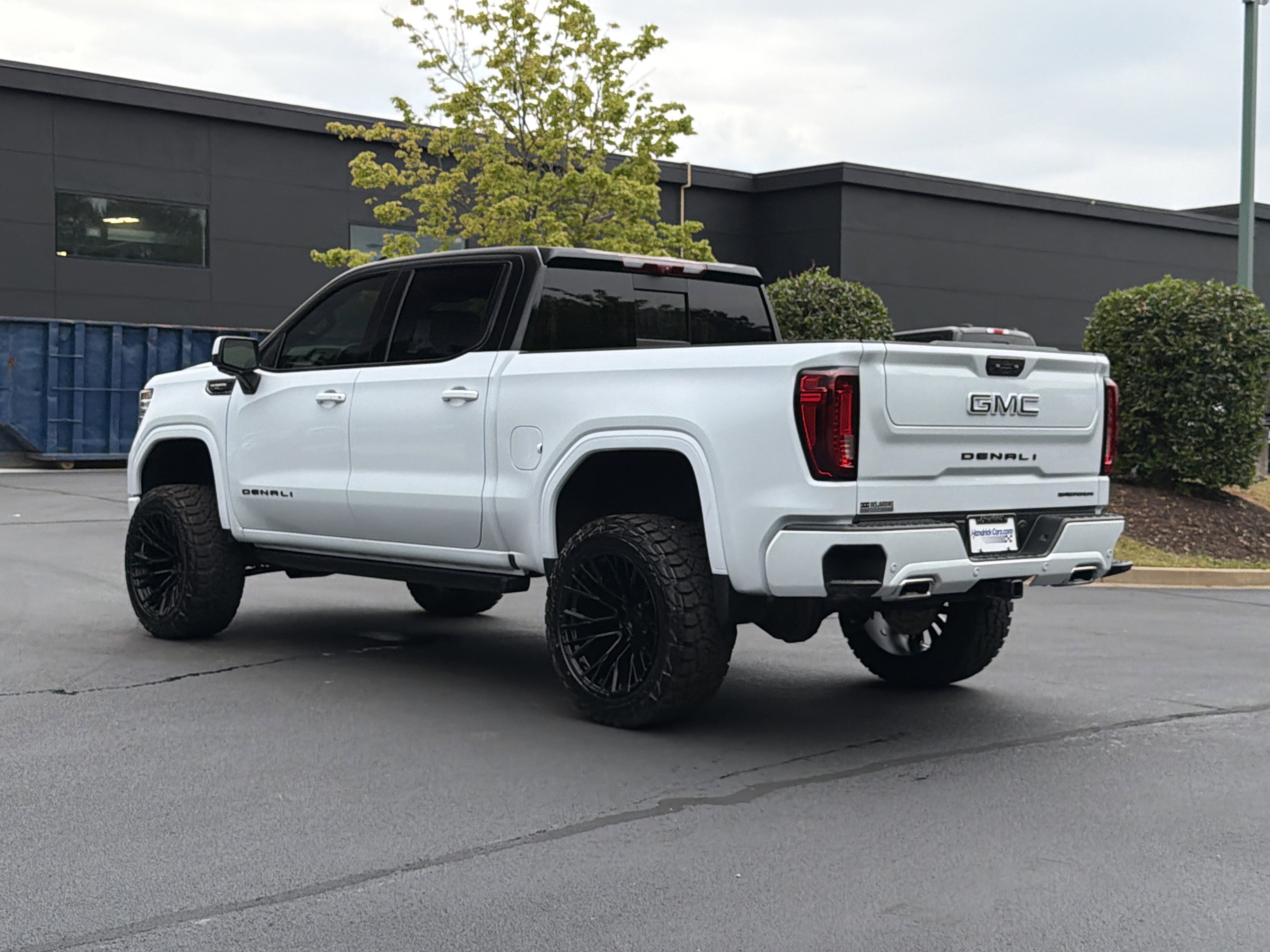Used 2026 GMC Sierra 1500 Denali Ultimate AWD/4WD image 16