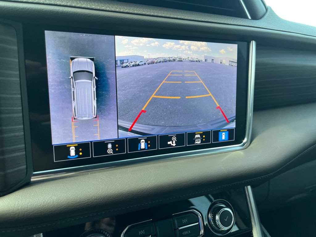 Used 2021 GMC Yukon XL Denali AWD/4WD image 19