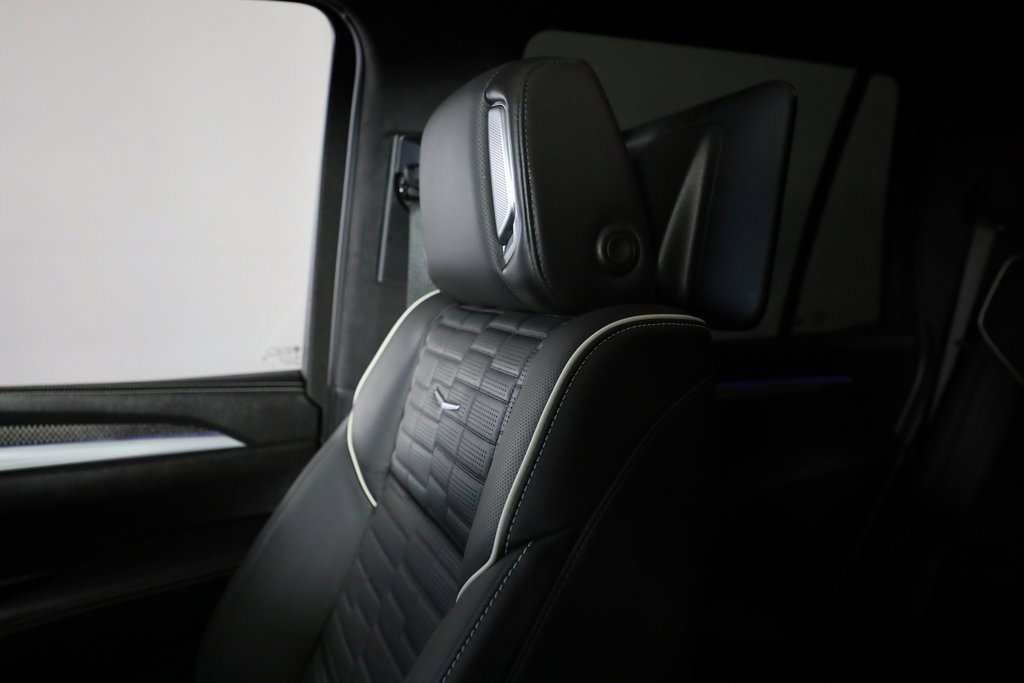 Used 2025 Cadillac Escalade V image 40