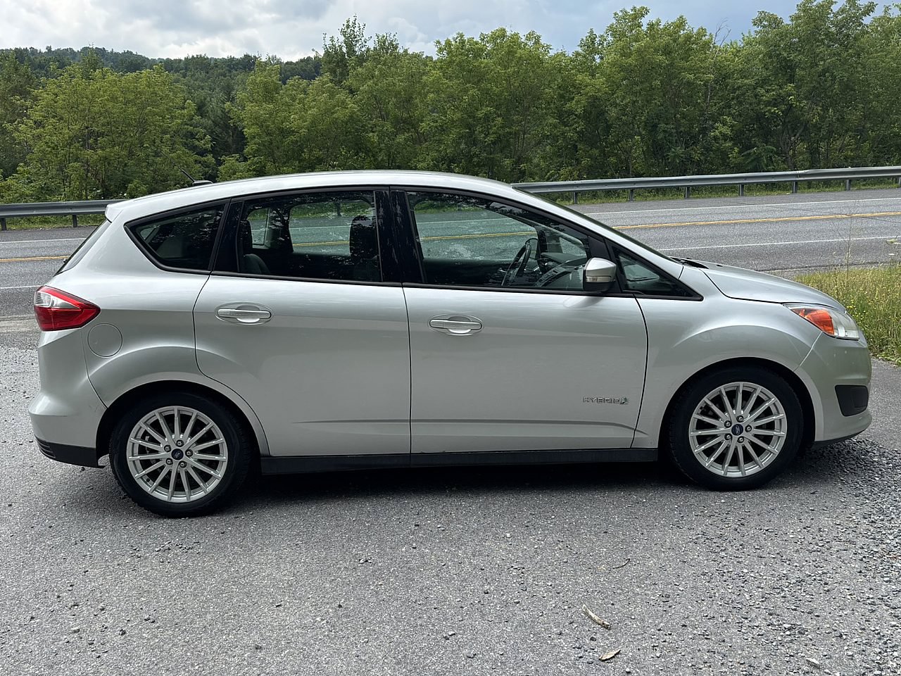 Used 2013 Ford C-MAX SE w/ Winter Pkg FWD image 5