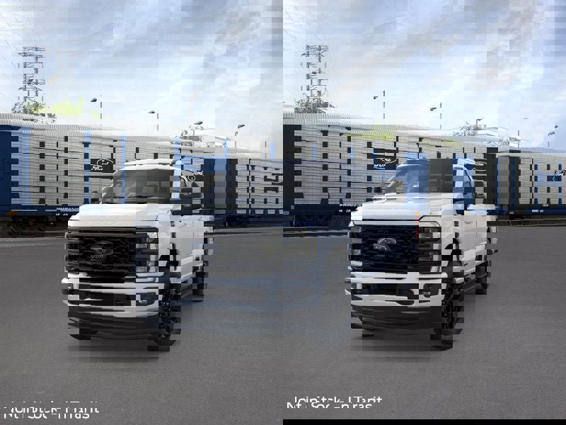 New 2026 Ford F350 XLT image 2