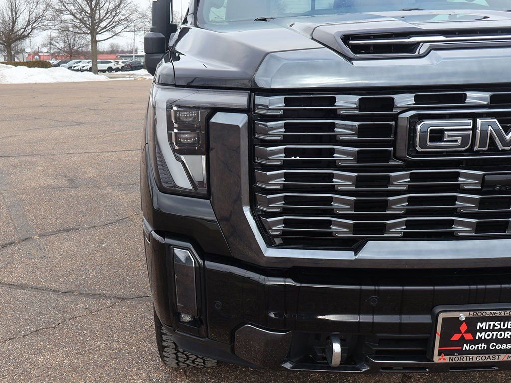 Used 2024 GMC Sierra 2500 Denali Ultimate w/ Max Trailering Package image 17