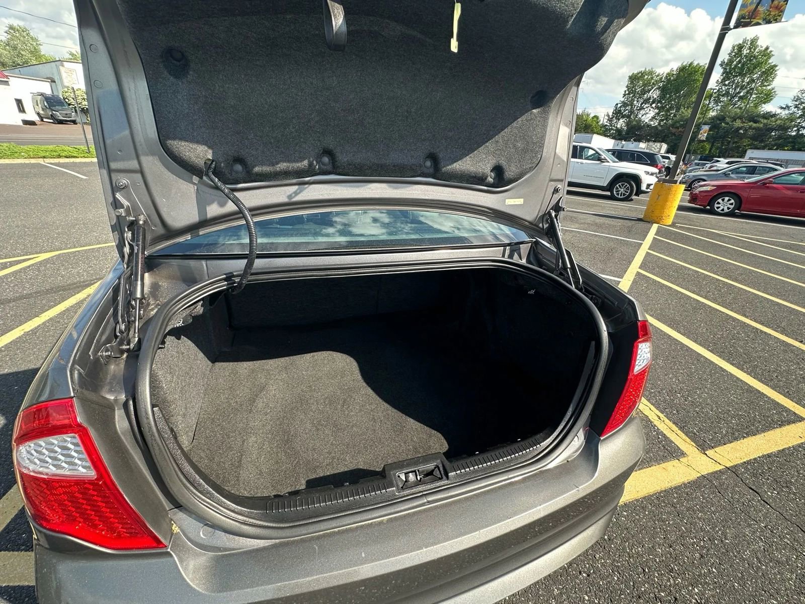 Used 2011 Ford Fusion SEL w/ 301A Rapid Spec Order Code image 18