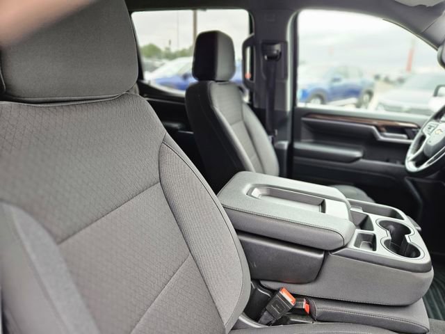 Used 2025 Chevrolet Silverado 1500 LT image 14