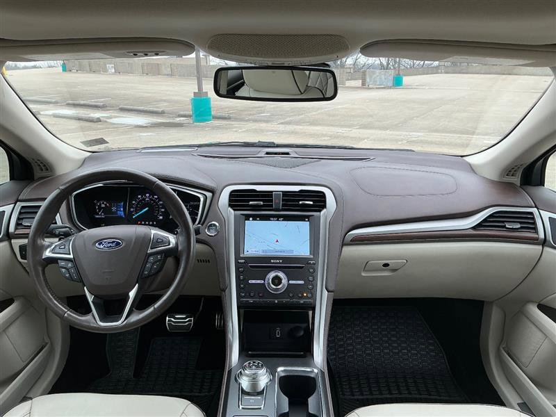 Used 2017 Ford Fusion Platinum image 37