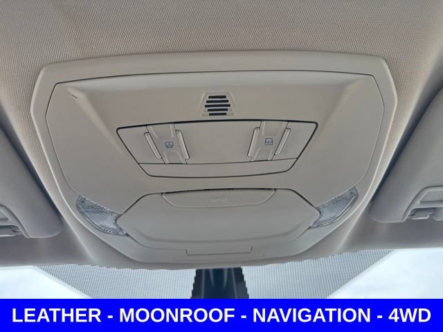 Used 2017 Ford Escape Titanium AWD/4WD image 27
