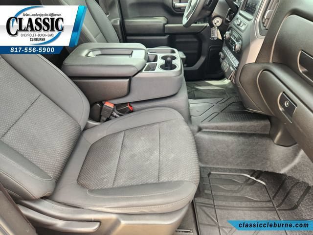 Used 2021 Chevrolet Silverado 2500 Custom w/ Custom Value Package AWD/4WD image 16
