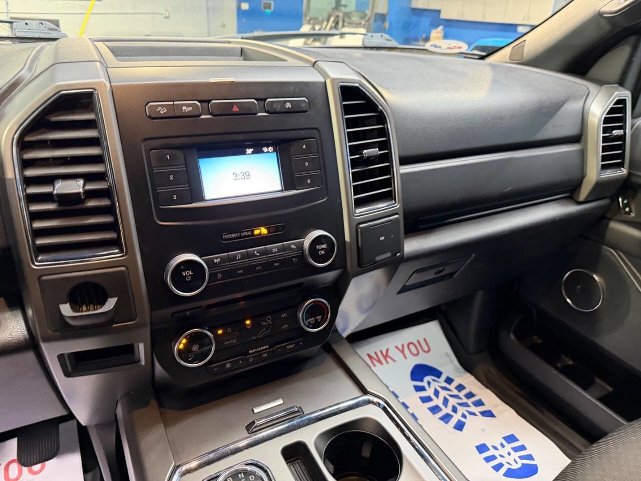 Used 2018 Ford Expedition XLT AWD/4WD image 26