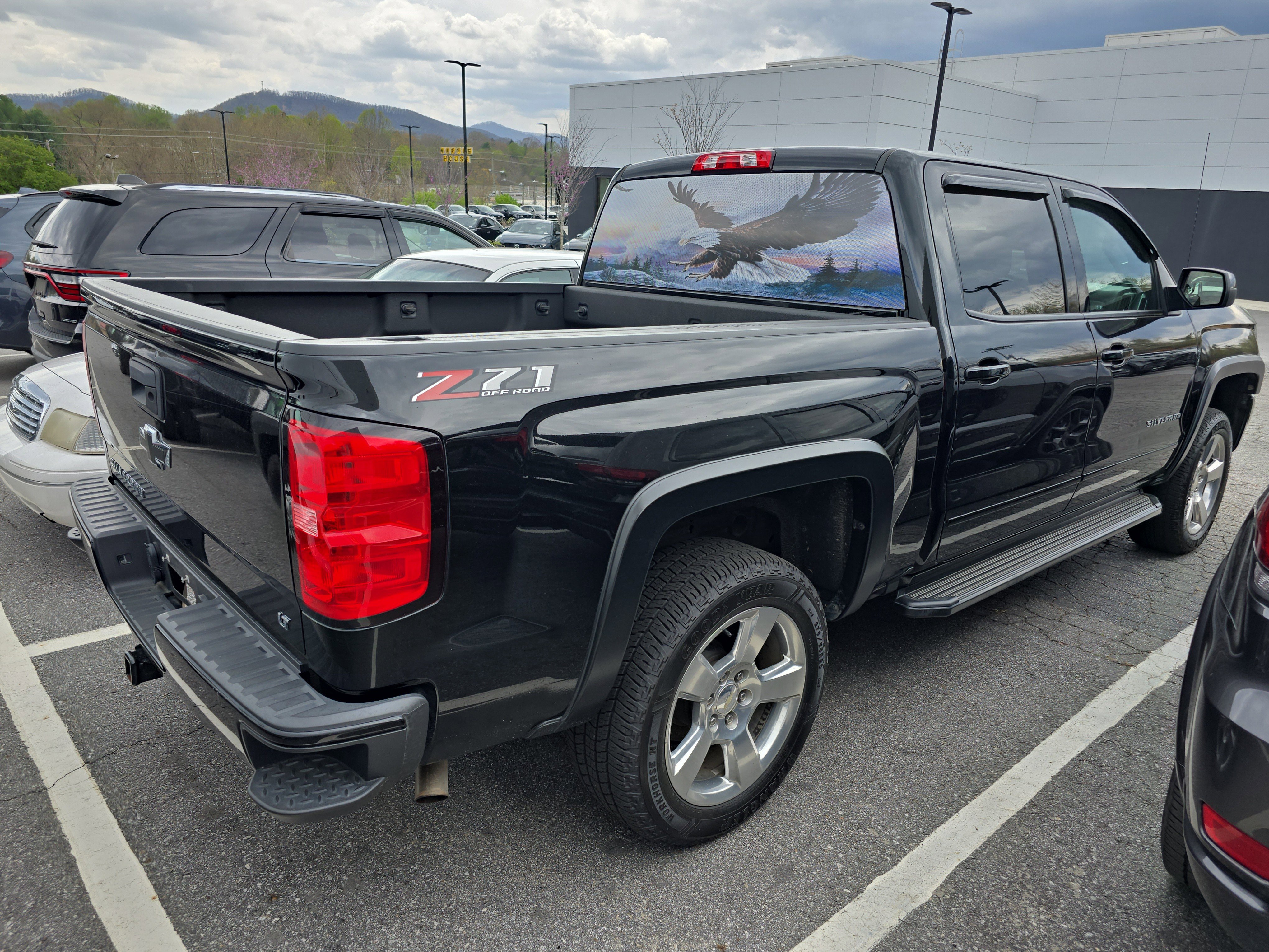 Used 2018 Chevrolet Silverado 1500 LT w/ All Star Edition image 2