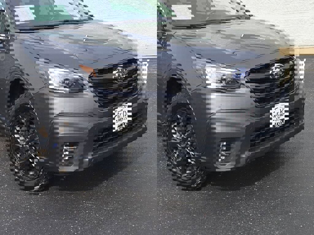 Used 2020 Subaru Outback Onyx Edition XT w/ Popular Package #2 image 2