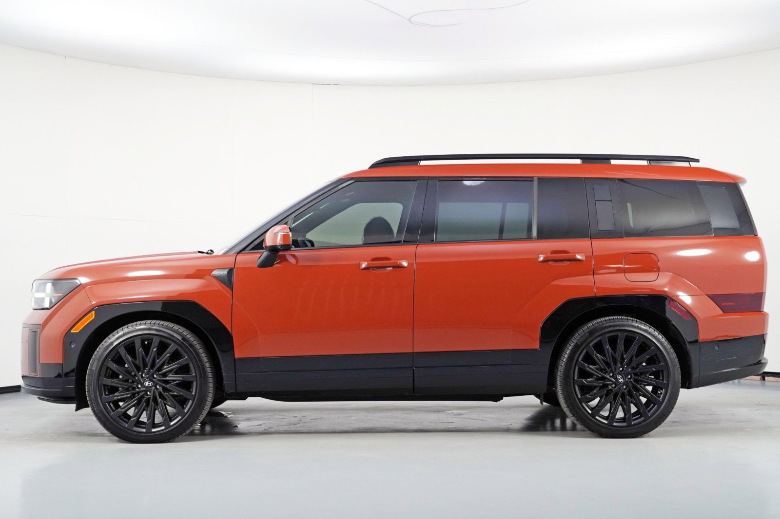 Used 2024 Hyundai Santa Fe Calligraphy image 8